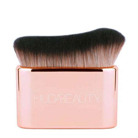 Huda Beauty Blur & Glow Body Brush